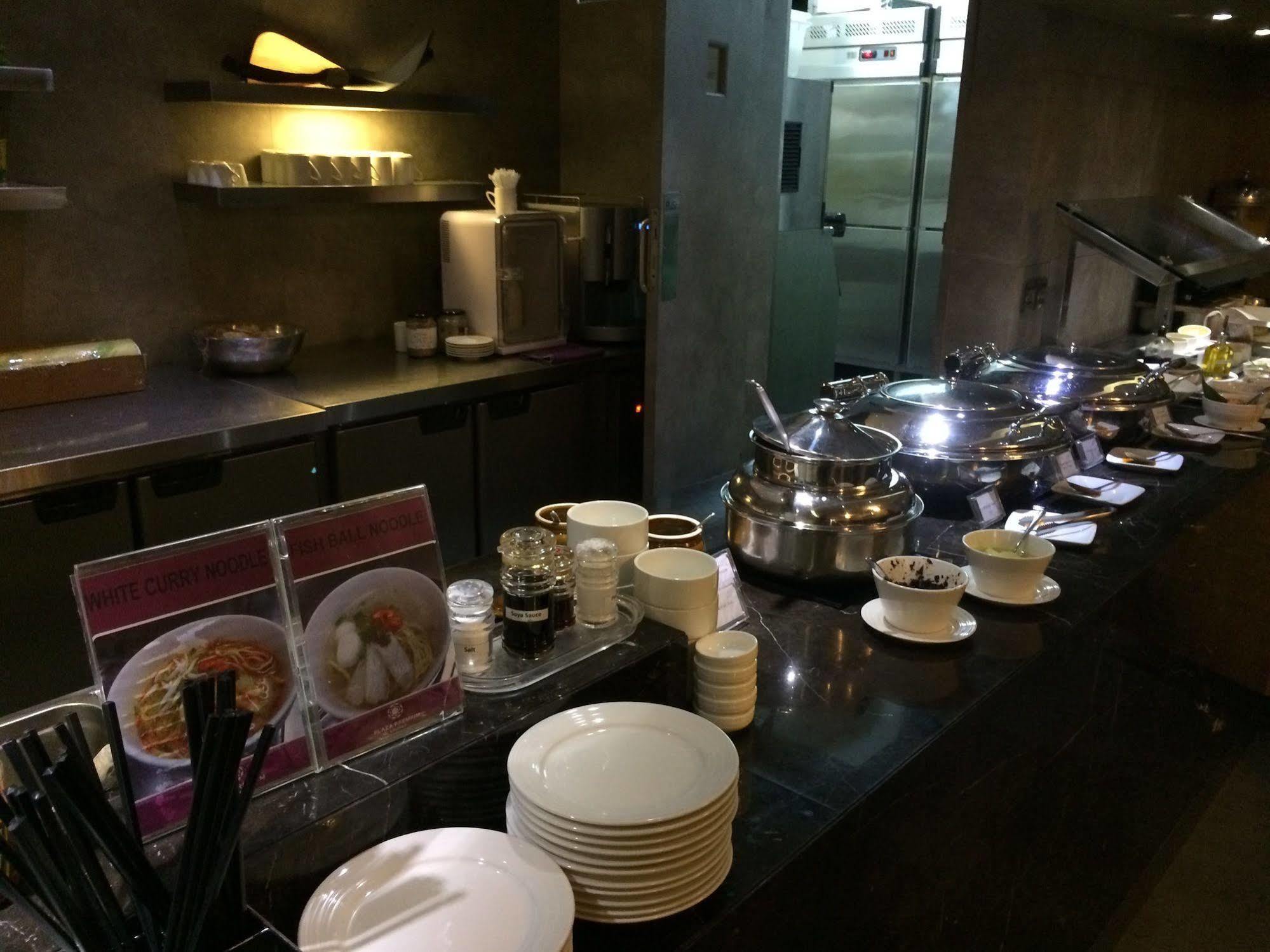 Plaza Premium Lounge Hotel Bayan Lepas Exterior foto
